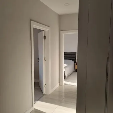 Belek'de 2+1 Klimali Havuzlu Lueks Belek