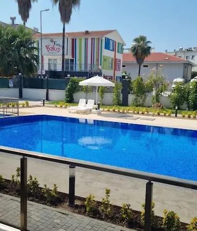Belek'de 2+1 Klimali Havuzlu Lueks