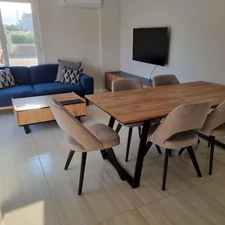 Belek'de 2+1 Klimali Havuzlu Lueks דירה